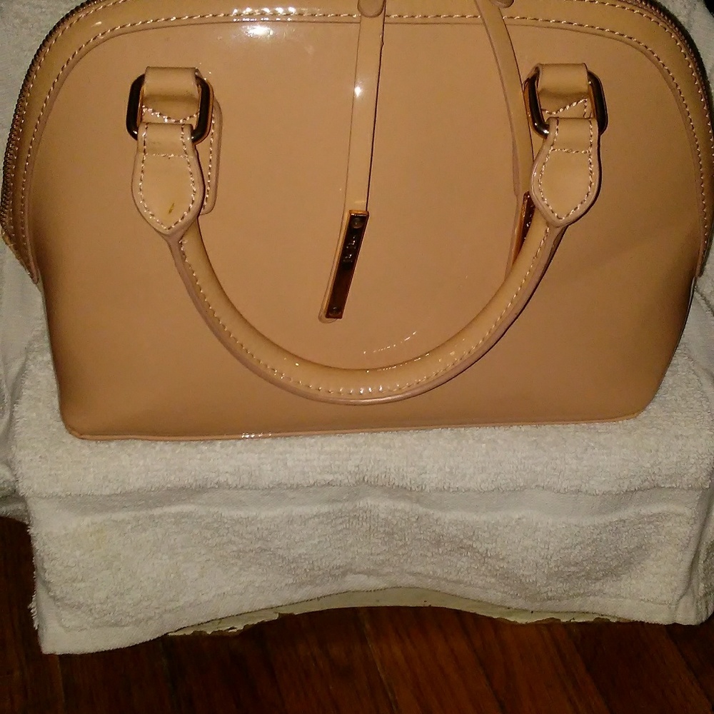 BCBG PARIS PURSE